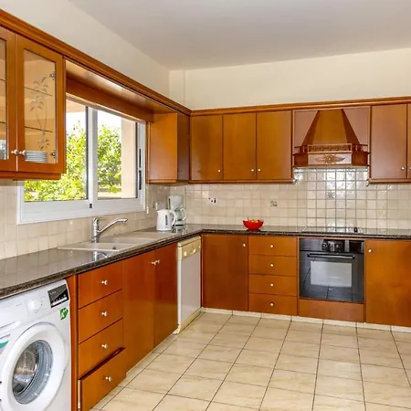 Coral Athina By Villa Peyia