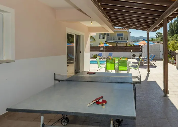 Villa Coral Athina By Pégeia