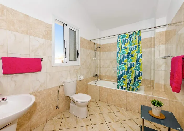 ヴィラ Coral Athina By *